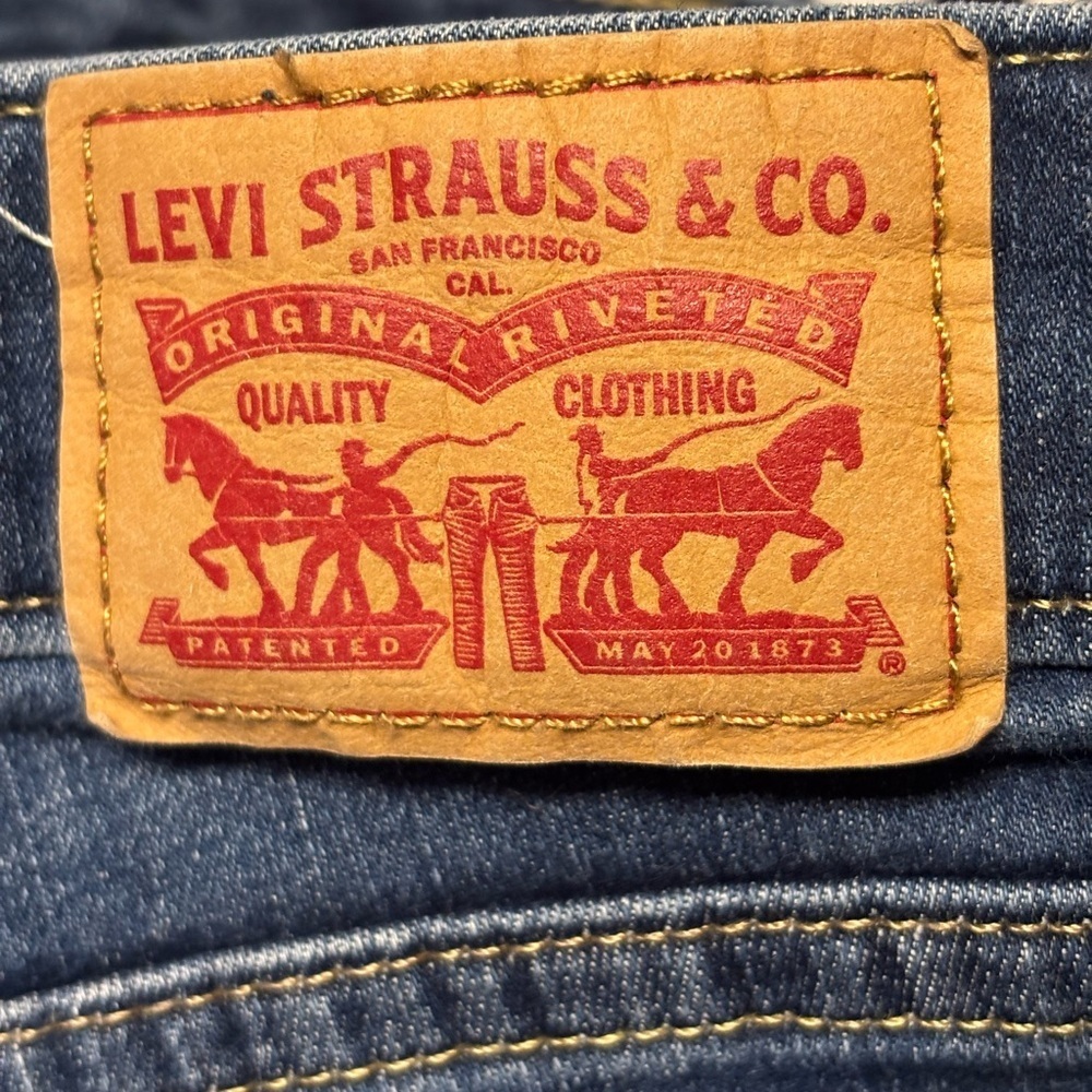 Classic Levi's Women's Dark Blue Mid Rise Skinny Jeans | Size 16 - Picture 11 of 11
